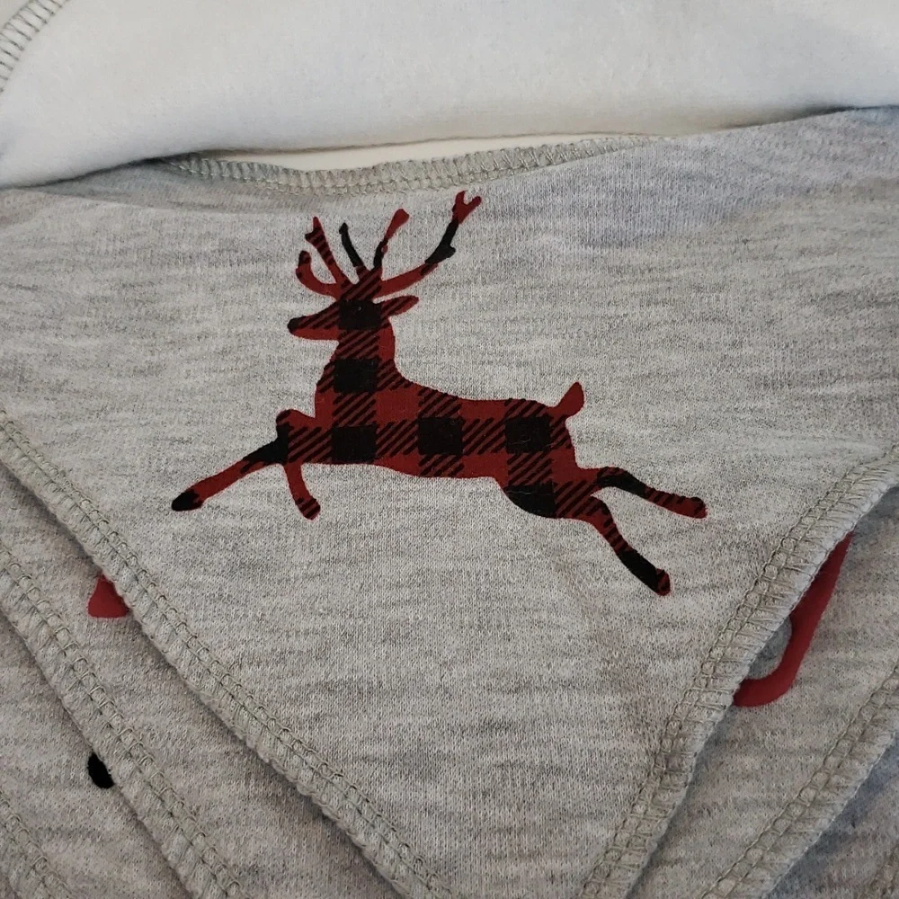 Modern Baby NWT 6-pack Holiday Bandana Bibs